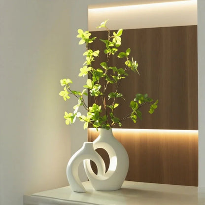 A Set of Hugging Vase Home Decoration