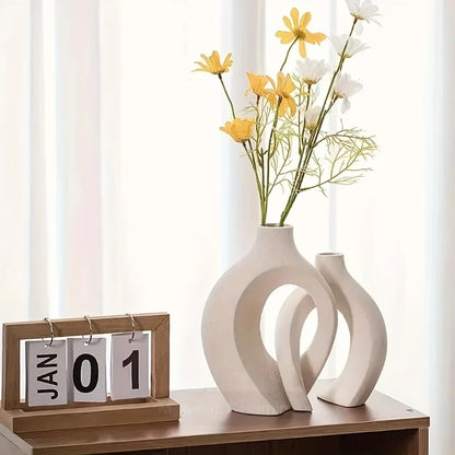 A Set of Hugging Vase Home Decoration