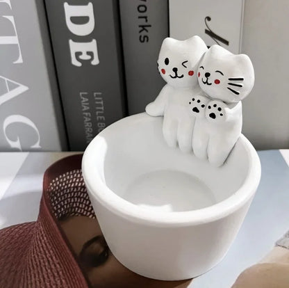 Cartoon Couple Kitten Candlestick Resin Ornament